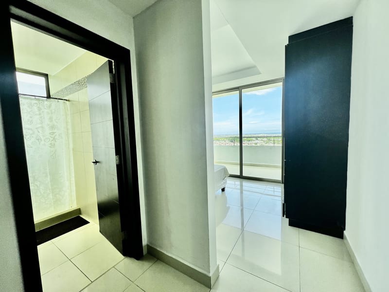 SAN LORENZO MALECÓN:  FRENTE AL MAR CON BALCÓN, PISCINA Y GYM — foto 9