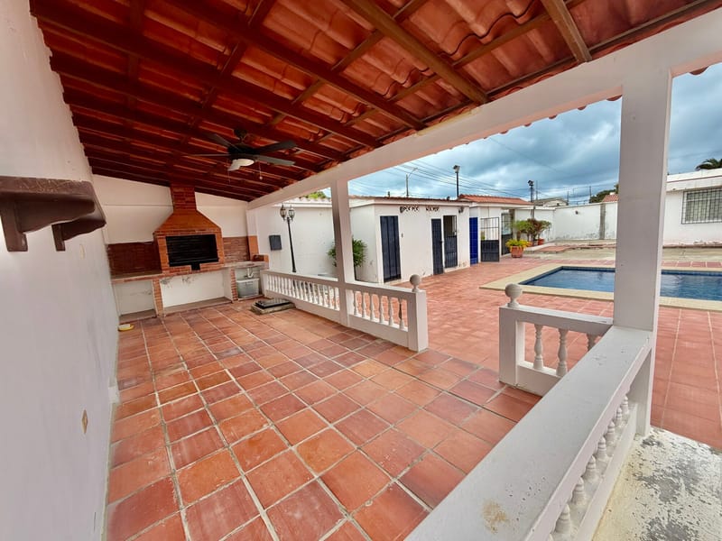 SALINAS DUNAS 2: 600 M2 FOR SALE, INCLUDING A HOUSE AND A SWIMMING POOL  — photo 5