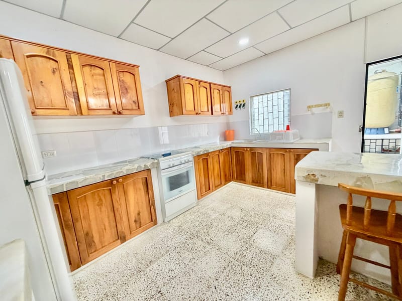 SALINAS DUNAS 2: 600 M2 FOR SALE, INCLUDING A HOUSE AND A SWIMMING POOL  — photo 10
