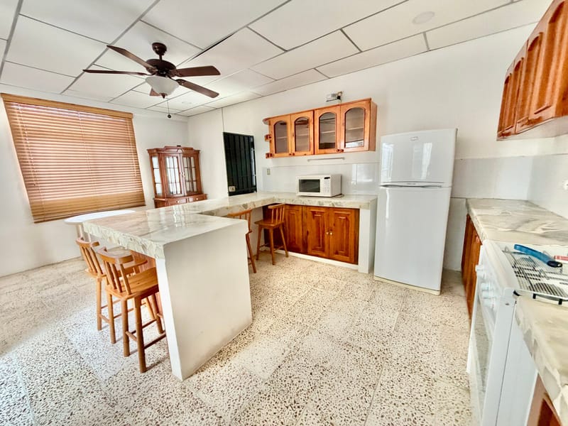 SALINAS DUNAS 2: 600 M2 FOR SALE, INCLUDING A HOUSE AND A SWIMMING POOL  — photo 8