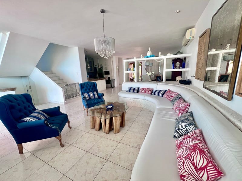 SPECTACULAR MEDITERRANEAN-STYLE HOME WITH A POOL IN CAPAES — photo 24