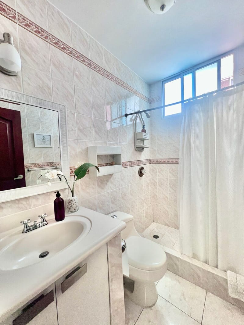 SPECTACULAR MEDITERRANEAN-STYLE HOME WITH A POOL IN CAPAES — photo 12