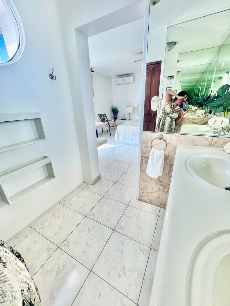 SPECTACULAR MEDITERRANEAN-STYLE HOME WITH A POOL IN CAPAES — photo 30