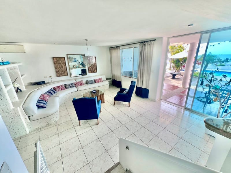 SPECTACULAR MEDITERRANEAN-STYLE HOME WITH A POOL IN CAPAES — photo 2