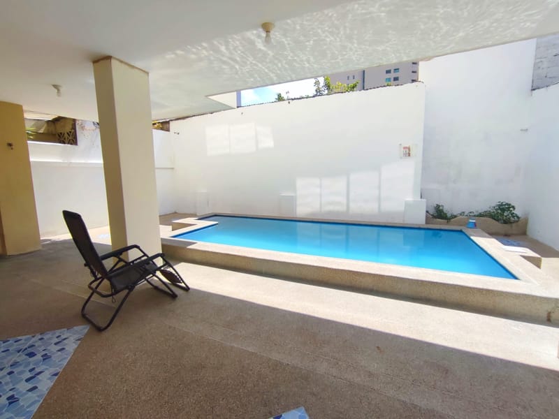 SALINAS SAN LORENZO 3/2, JUST 3 BLOCKS FROM THE BEACH, WITH A POOL — photo 22