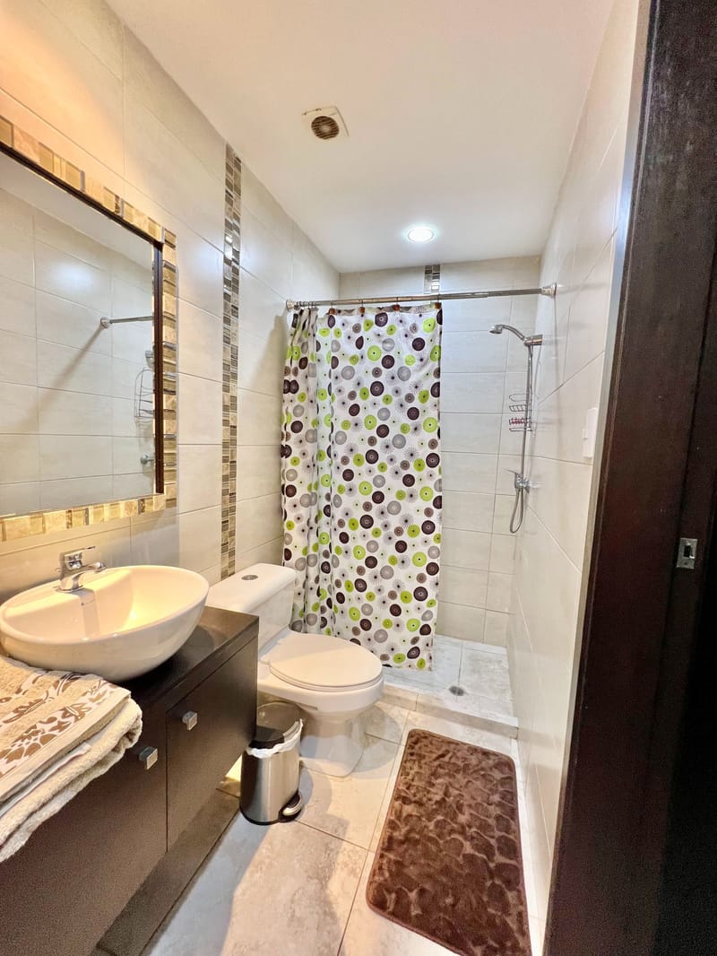 SAN LORENZO: GORGEOUS OCEANFRONT APARTMENT IN A BUILDING WITH A POOL, GYM, HOT TUB, AND ROOFTOP — photo 18