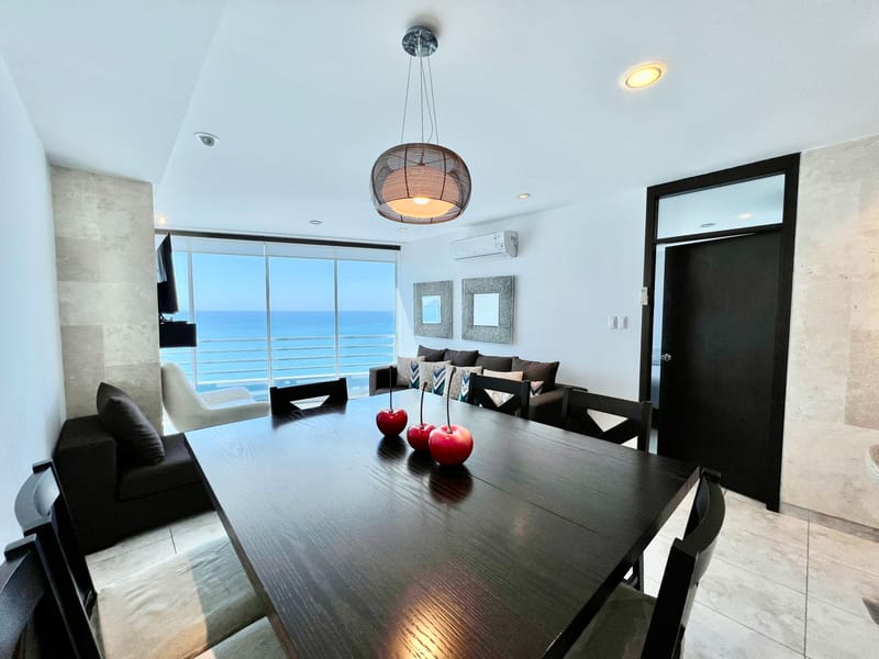 SAN LORENZO: GORGEOUS OCEANFRONT APARTMENT IN A BUILDING WITH A POOL, GYM, HOT TUB, AND ROOFTOP — photo 8