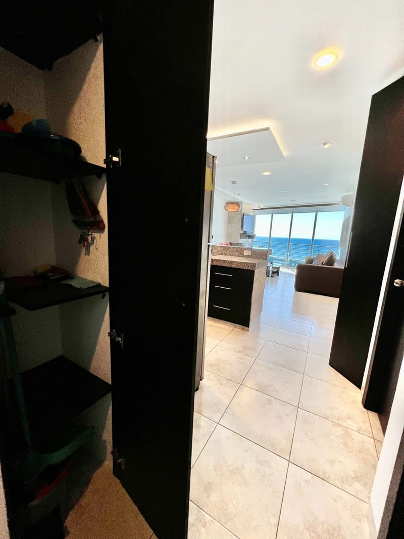 SAN LORENZO: GORGEOUS OCEANFRONT APARTMENT IN A BUILDING WITH A POOL, GYM, HOT TUB, AND ROOFTOP — photo 22