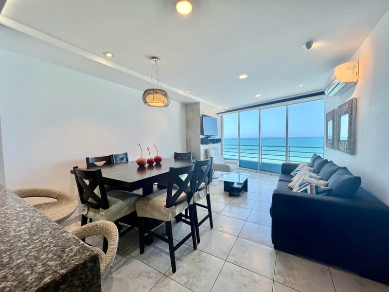 SAN LORENZO: GORGEOUS OCEANFRONT APARTMENT IN A BUILDING WITH A POOL, GYM, HOT TUB, AND ROOFTOP — photo 4