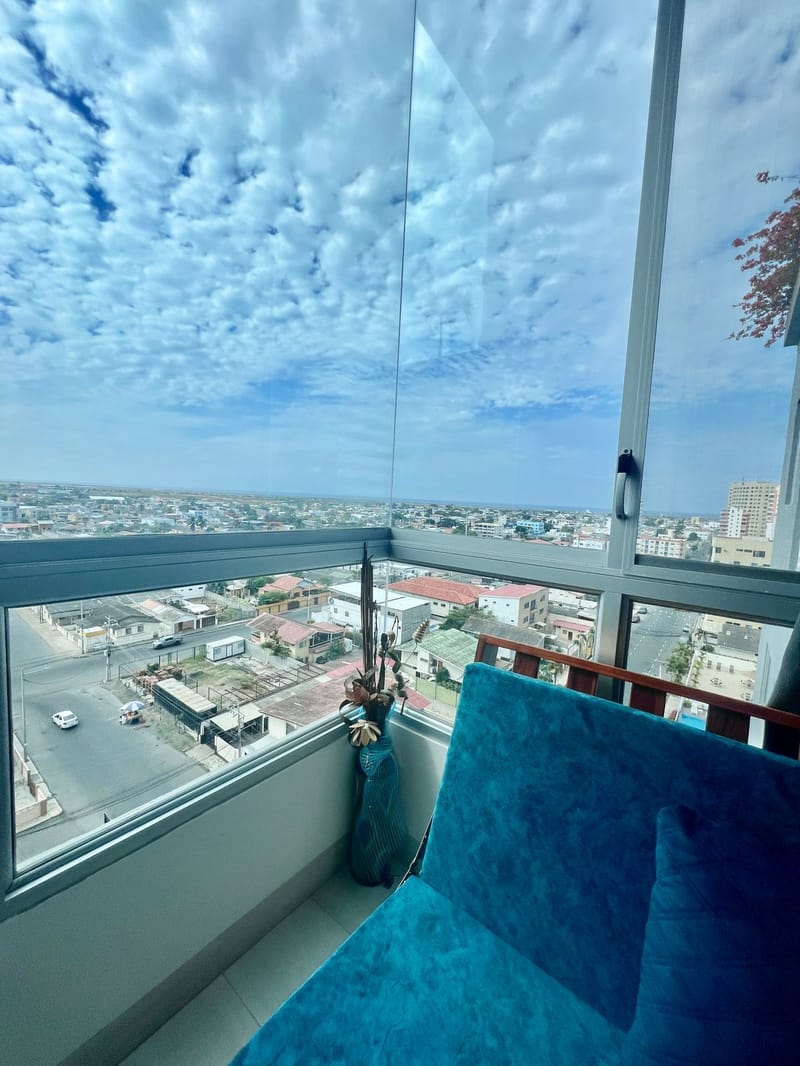 SAN LORENZO: BRAND-NEW SUITES IN A BEACHFRONT BUILDING WITH A POOL AND ROOFTOP — photo 4