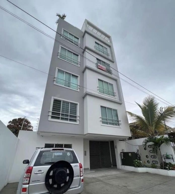 BRAND NEW BEAUTIFUL CONDO NEAR THE SEA WITH JACUZZI — foto 12