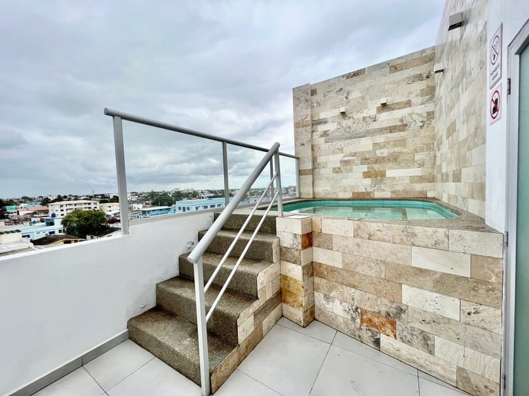 BRAND NEW BEAUTIFUL CONDO NEAR THE SEA WITH JACUZZI — foto 24