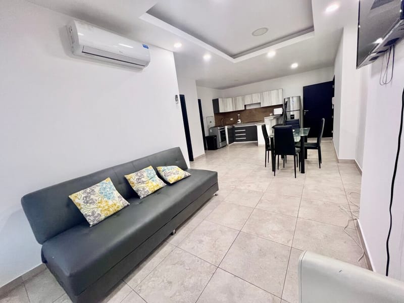 FOR SALE: APARTMENT IN A MODERN BUILDING WITH A POOL — photo 6