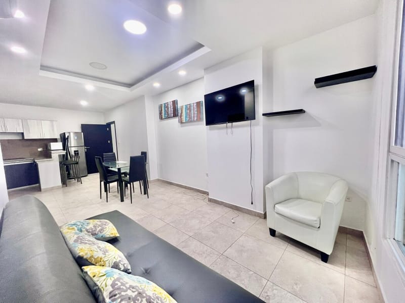 FOR SALE: APARTMENT IN A MODERN BUILDING WITH A POOL — photo 5