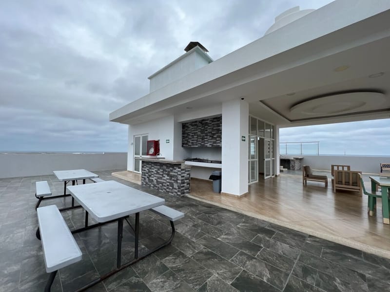 FOR SALE: APARTMENT IN A MODERN BUILDING WITH A POOL — photo 22