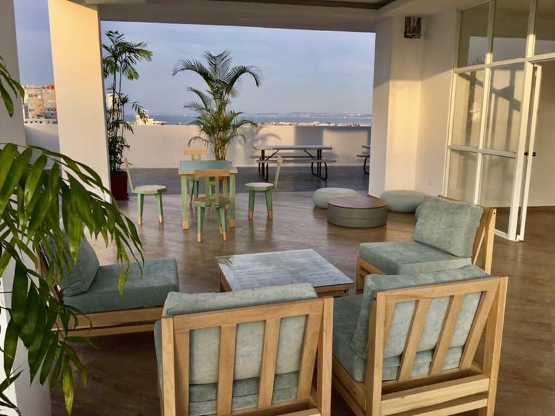 FOR SALE: APARTMENT IN A MODERN BUILDING WITH A POOL — photo 16