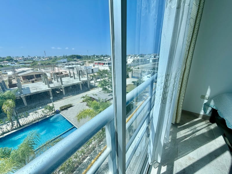 COSTA DE ORO: CONJUNTO CERRADO FRENTE AL MAR 2/2 CON PISCINA  — foto 15