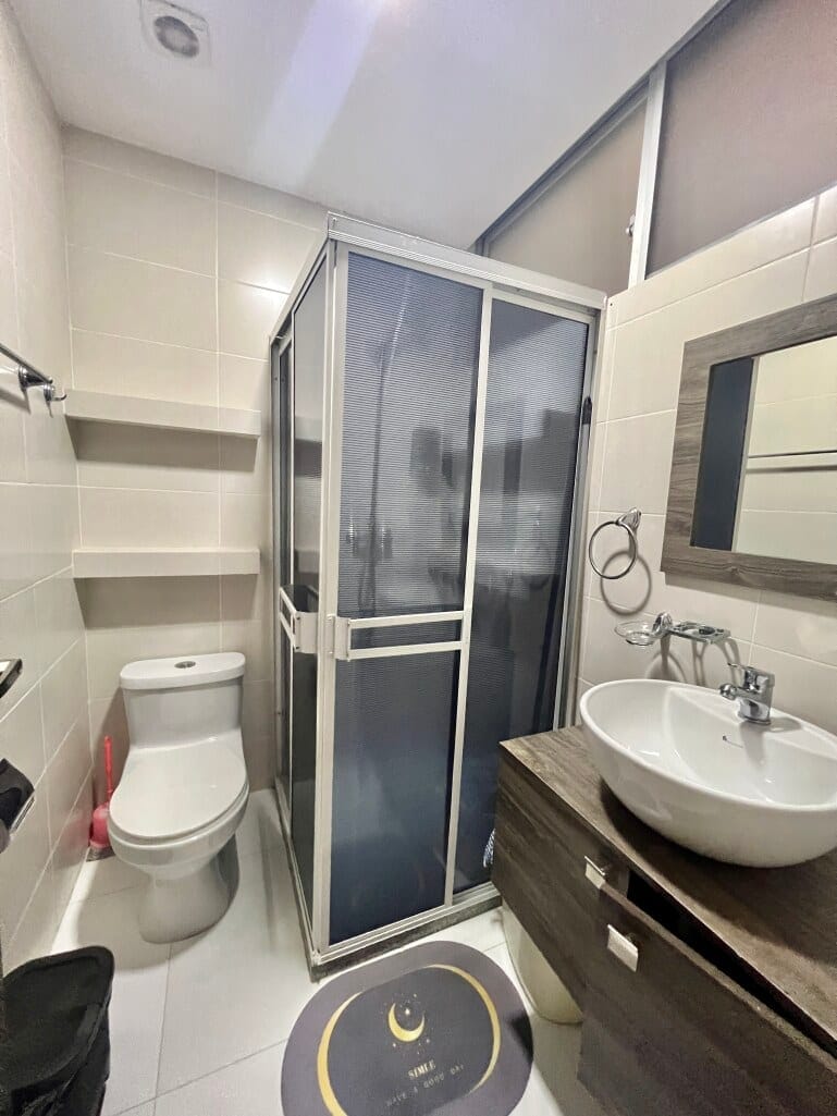 SAN LORENZO: SIDE APARTMENT FOR RENT IN A BEACHFRONT BUILDING WITH PARKING — photo 6