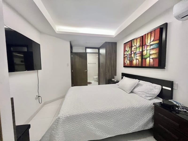 SAN LORENZO: SIDE APARTMENT FOR RENT IN A BEACHFRONT BUILDING WITH PARKING — photo 7