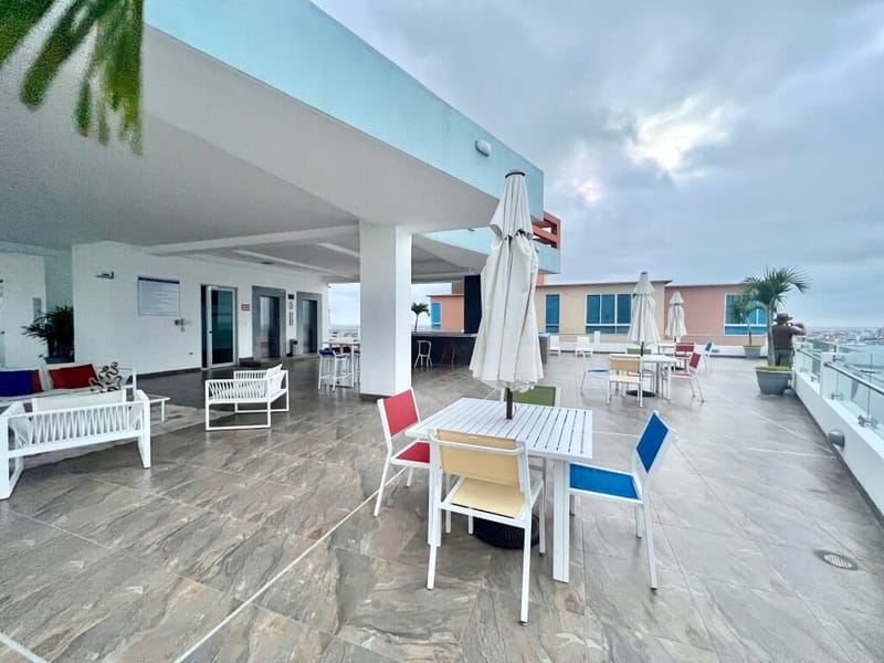 SAN LORENZO: SIDE APARTMENT FOR RENT IN A BEACHFRONT BUILDING WITH PARKING — photo 13