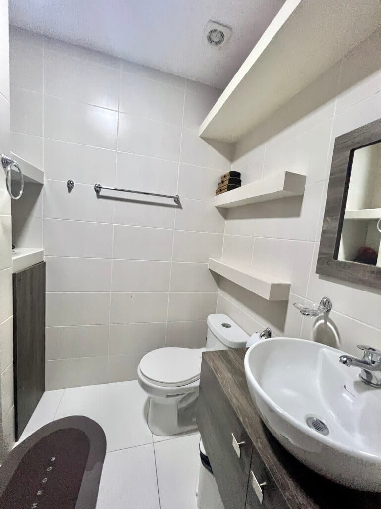 SAN LORENZO: SIDE APARTMENT FOR RENT IN A BEACHFRONT BUILDING WITH PARKING — photo 9