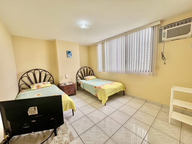 Stunning Beachfront Corner Condo in Chipipe — photo 16