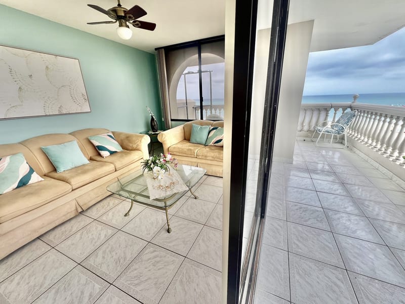 Stunning Beachfront Corner Condo in Chipipe — photo 9