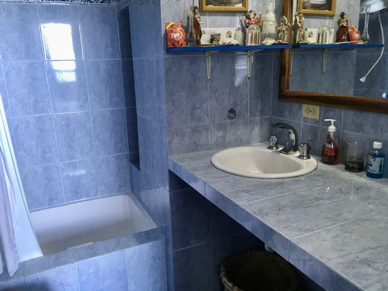 MILINA: 1,200 M2 CORNER PROPERTY ON THE BEACHFRONT WITH A SWIMMING POOL  — photo 21