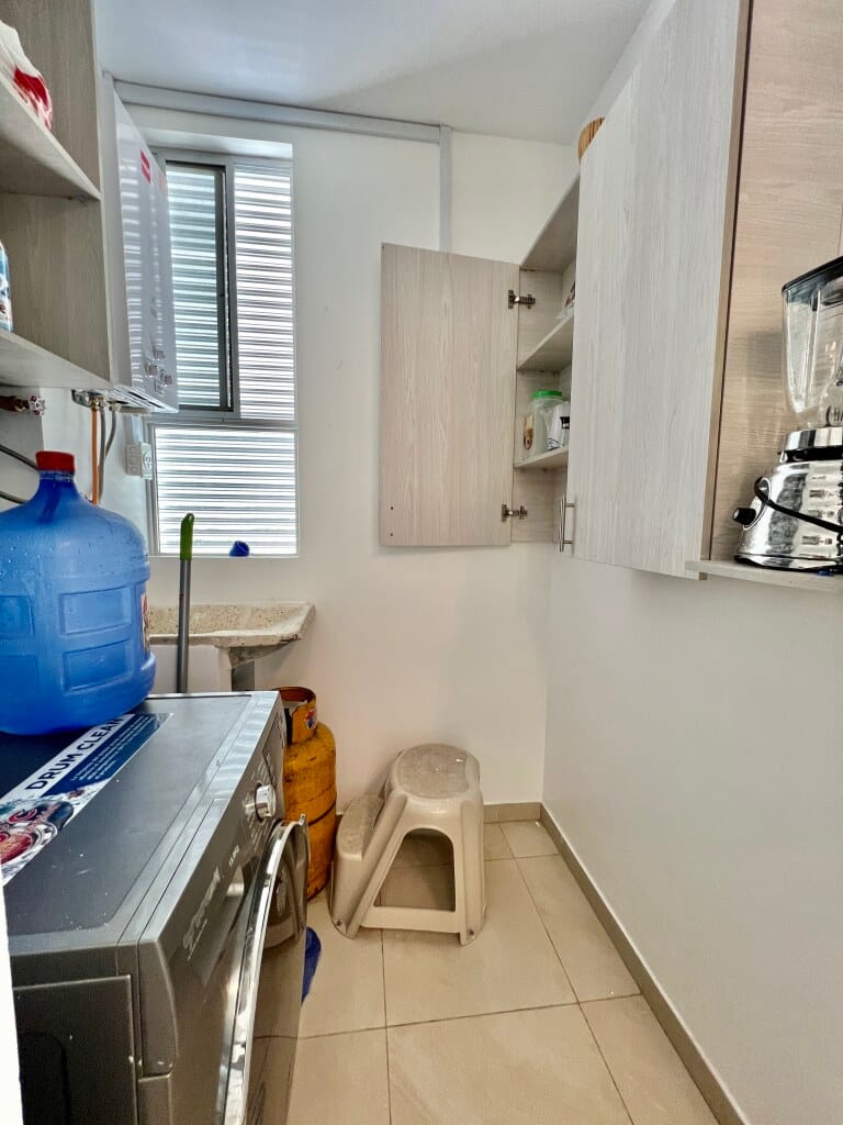 BEAUTIFUL BRAND-NEW APARTMENT — photo 5