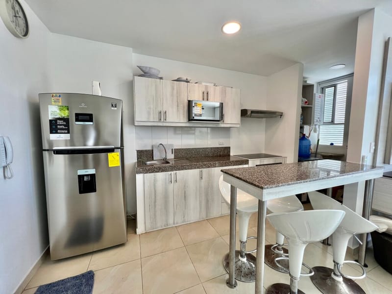 BEAUTIFUL BRAND-NEW APARTMENT — photo 2