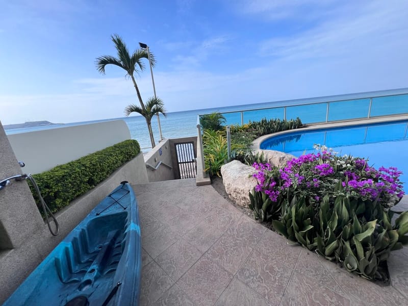 SAN LORENZO: EDIFICIO FRENTE AL MAR CON PISCINA Y YACUZZI — foto 18