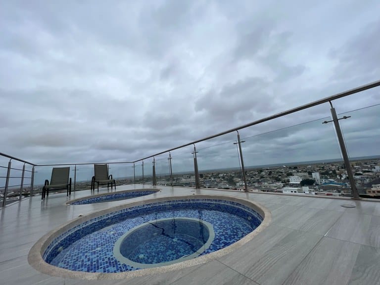 HERMOSA SUITE EN EDIFICIO CON PISCINA, JACUZZI, TERRAZA — foto 15