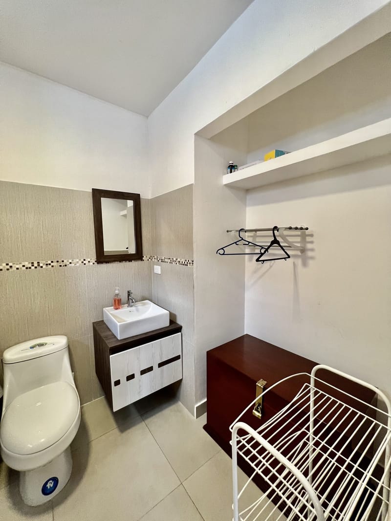 COMPLEX WITH A POOL JUST 4 BLOCKS FROM THE BEACH  ChatGPT — photo 5