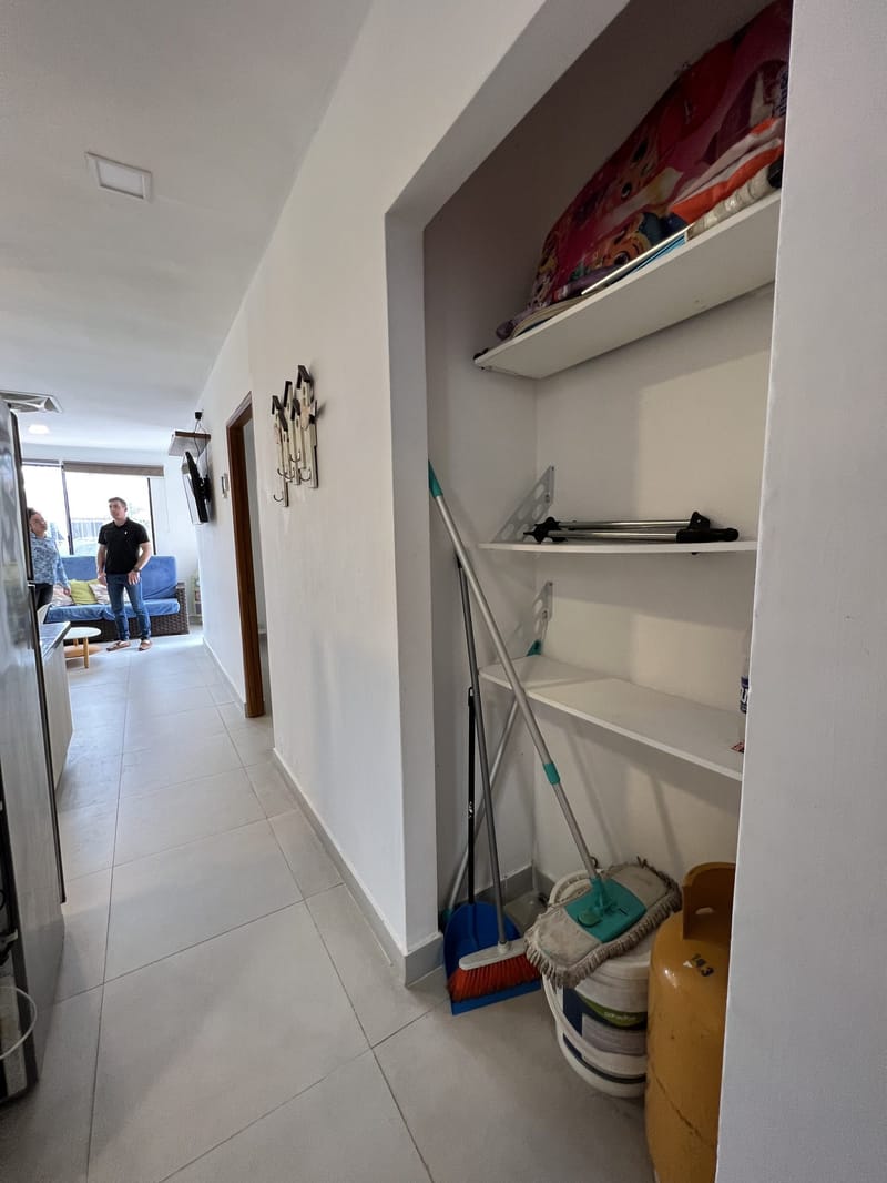 COMPLEX WITH A POOL JUST 4 BLOCKS FROM THE BEACH  ChatGPT — photo 9