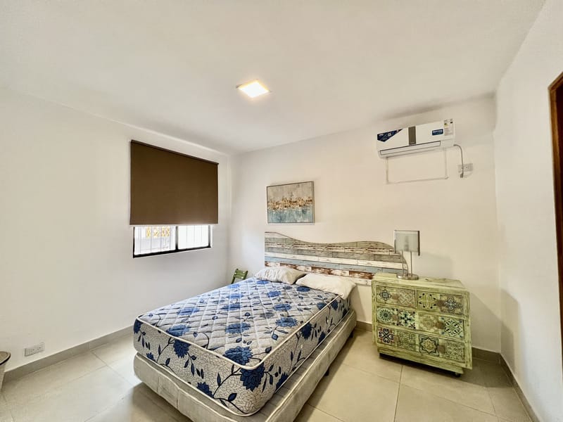 COMPLEX WITH A POOL JUST 4 BLOCKS FROM THE BEACH  ChatGPT — photo 7
