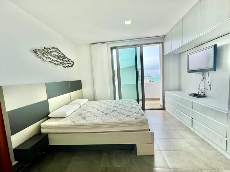 PUNTA BLANCA: DE ESTRENO CON 2 BALCONES Y PISCINA — foto 4