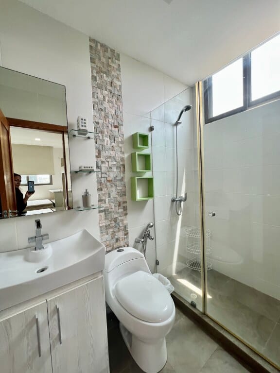 PUNTA BLANCA: DE ESTRENO CON 2 BALCONES Y PISCINA — foto 21
