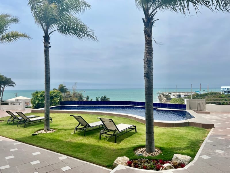 PUNTA BLANCA: DE ESTRENO CON 2 BALCONES Y PISCINA — foto 30
