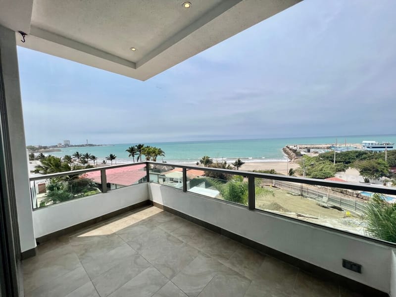 PUNTA BLANCA: DE ESTRENO CON 2 BALCONES Y PISCINA — foto 16