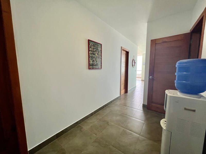 PUNTA BLANCA: DE ESTRENO CON 2 BALCONES Y PISCINA — foto 25