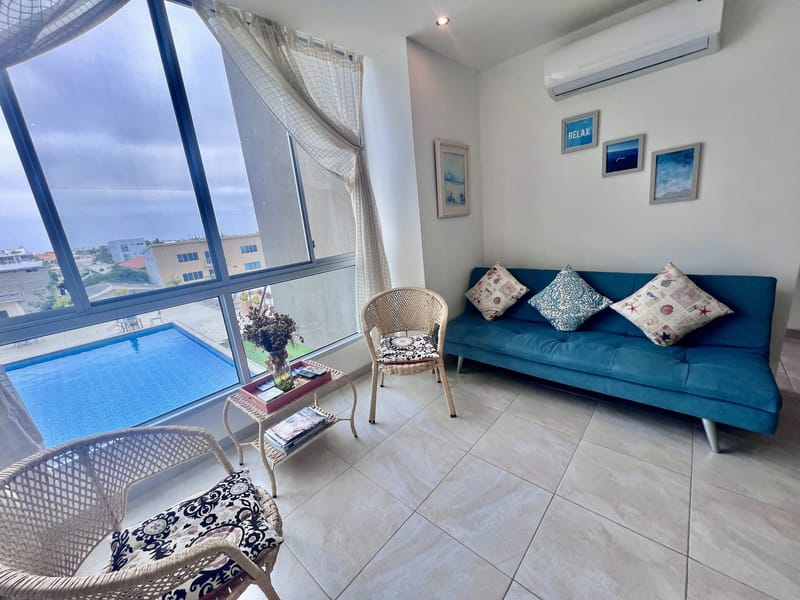 STUNNING 2-Bedroom Apartment in a Beachfront Building with a Pool and Rooftop — photo 7