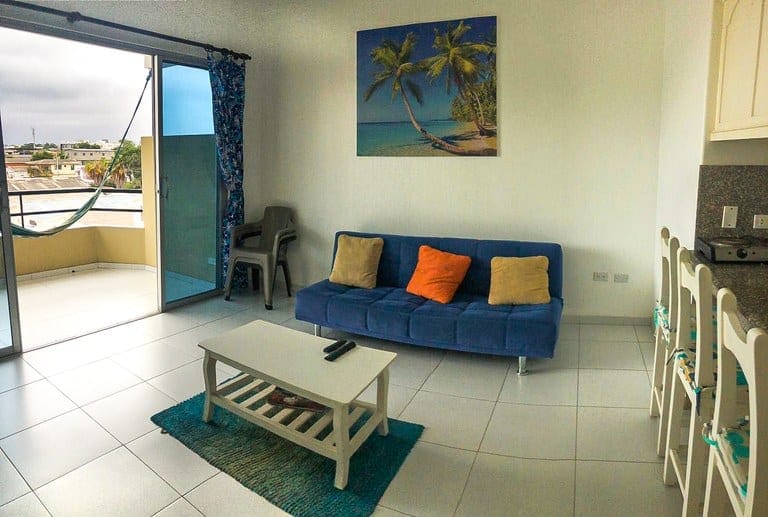RENOVATED SUITE WITH BALCONY AND REMOTE-CONTROLLED PARKING — photo 13