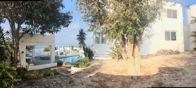 CAPAES: AMAZING 3-STORY LAYOUT WITH A SWIMMING POOL — photo 20