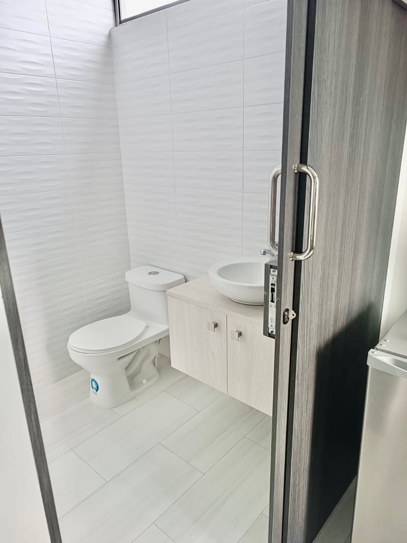 SAN LORENZO: DE ESTRENO SUITE EN EDIFICIO FRENTE AL MAR CON PISCINA Y ROOFTOP — foto 5
