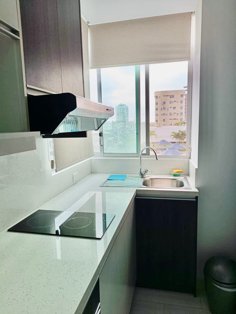 SAN LORENZO: DE ESTRENO SUITE EN EDIFICIO FRENTE AL MAR CON PISCINA Y ROOFTOP — foto 3