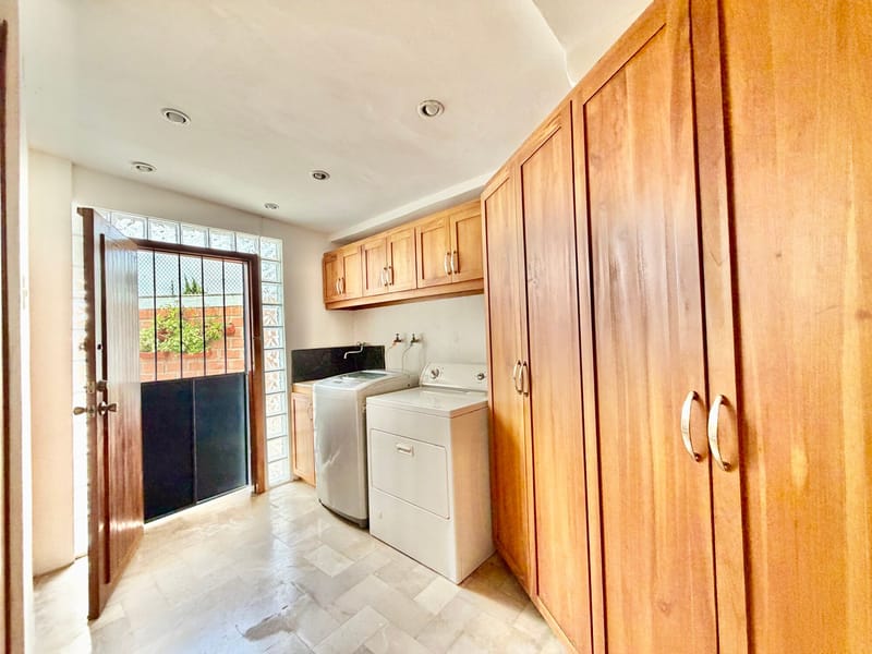 GOLD COAST HOUSE FOR SALE RIGHT ON THE BEACH — photo 16