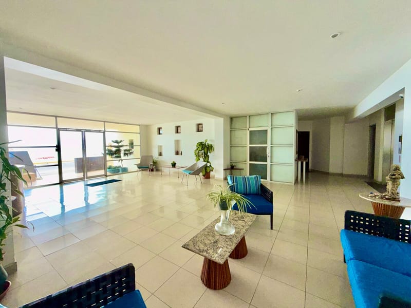 SPACIOUS UNFURNISHED OCEANFRONT APARTMENT FOR RENT — photo 27
