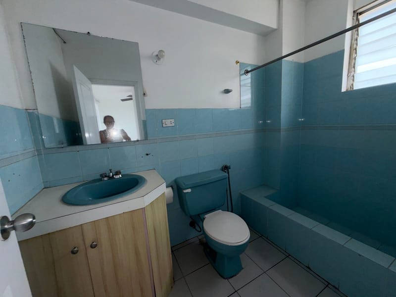 SPACIOUS UNFURNISHED OCEANFRONT APARTMENT FOR RENT — photo 22