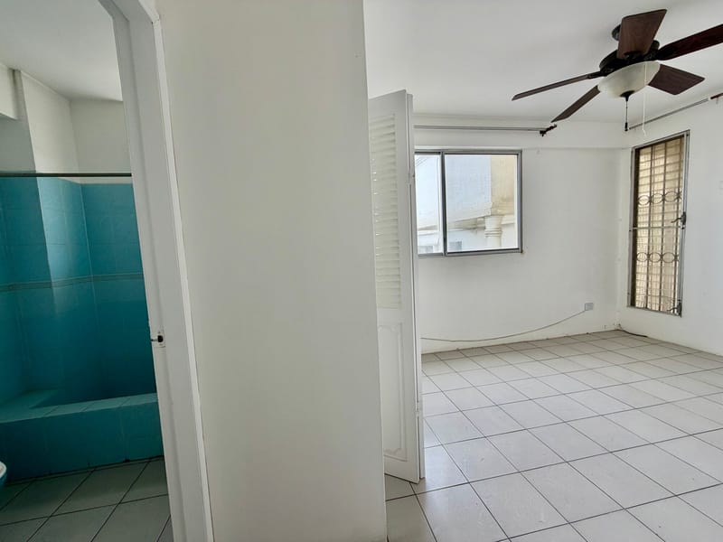 SPACIOUS UNFURNISHED OCEANFRONT APARTMENT FOR RENT — photo 19