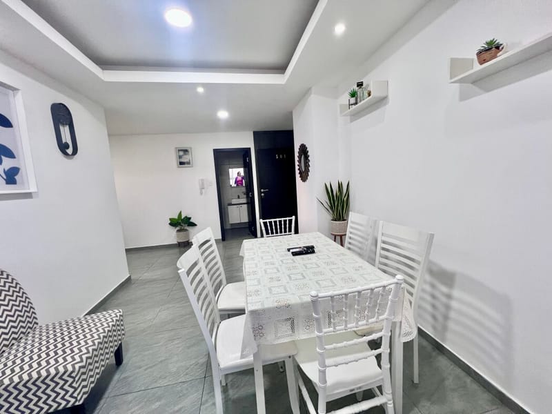 SAN LORENZO: 1-BEDROOM SUITE WITH BALCONY, PARKING, POOL, AND ROOFTOP — photo 16